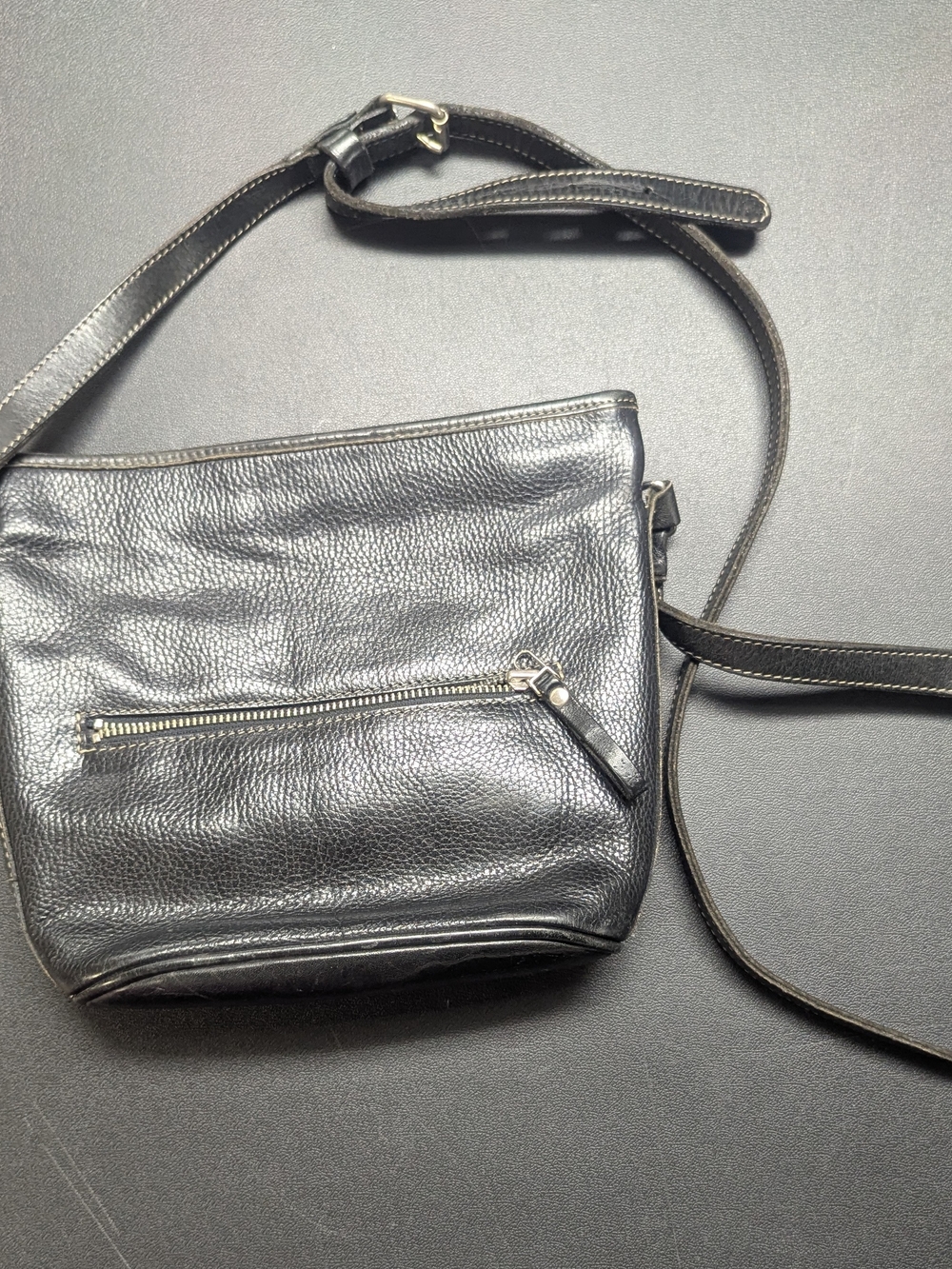ROOTS- Genuine Leather Purse